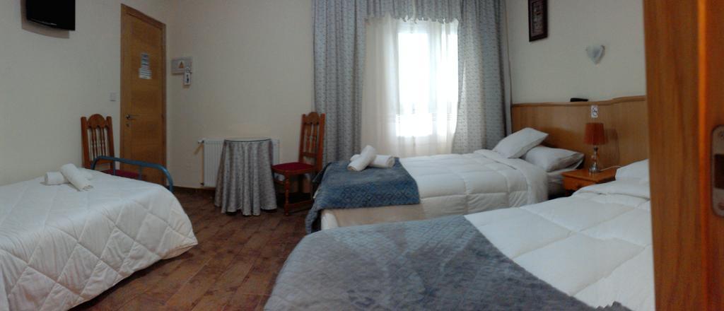 Hostal Ponte Dos Santos Ribadeo Zewnętrze zdjęcie