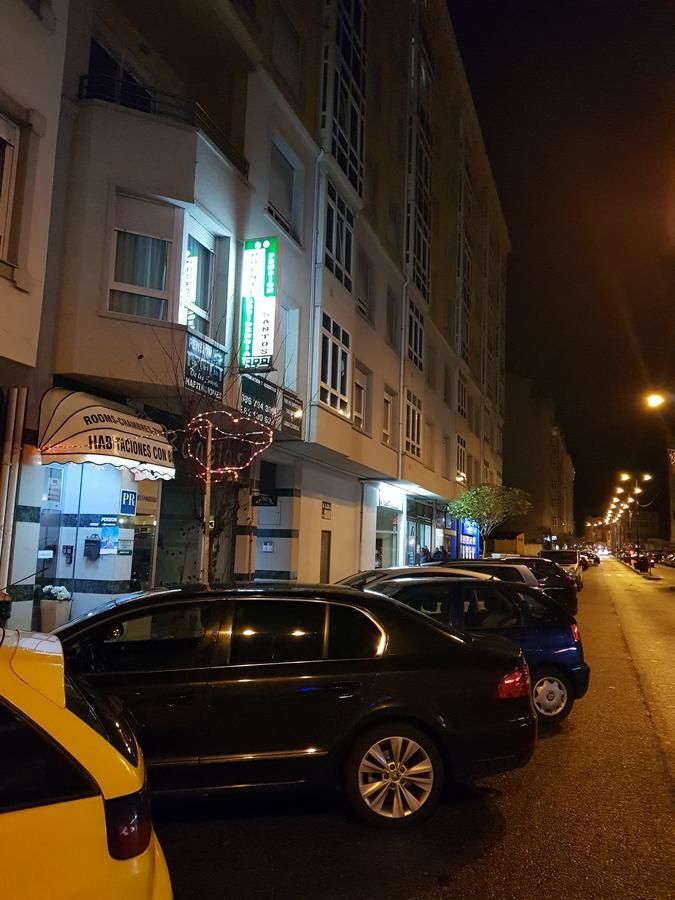 Hostal Ponte Dos Santos Ribadeo Zewnętrze zdjęcie