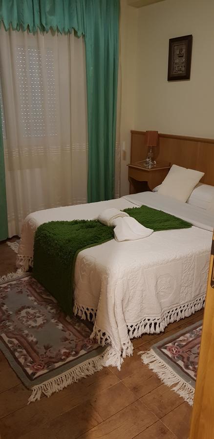 Hostal Ponte Dos Santos Ribadeo Zewnętrze zdjęcie